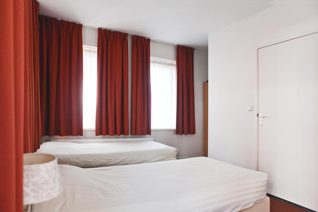 Hotel Hcr De Tukker Westdorpe Esterno foto